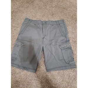 Union Bay Gray Men's Cargo Shorts Size 38